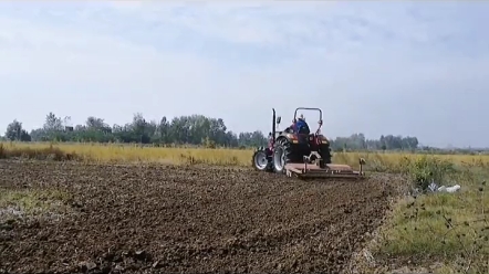 东方红LX954拖拉机和东风DF954拖拉机，你选哪个