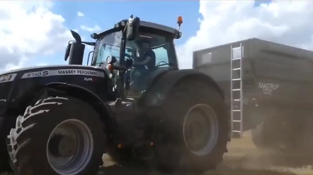 麦赛福格森(M assey Ferguson)8740s拖拉