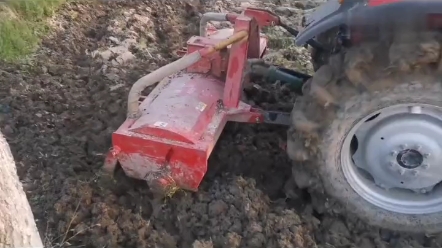 如何给拖拉机挑选旋耕机