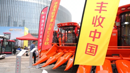 山东巨明玉米收获机