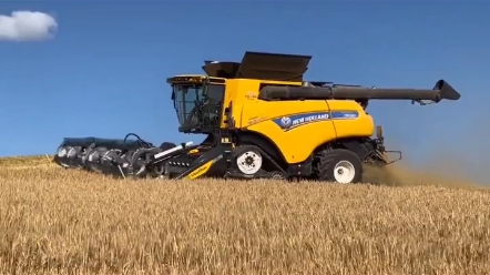 十年未更新的纽荷兰CR  还能跻身世界级收割机行列吗