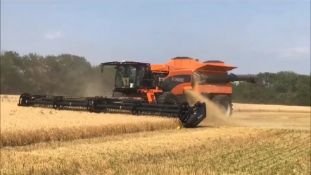 粮仓36000升的铰接式收割机你见过吗？