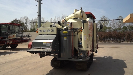 沃得农机锐龙倒伏王#农机人#收割机#三农