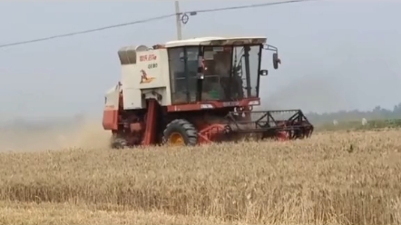 各位老铁，你与雷沃谷神GE50联合收割机有哪些故事，欢迎互动