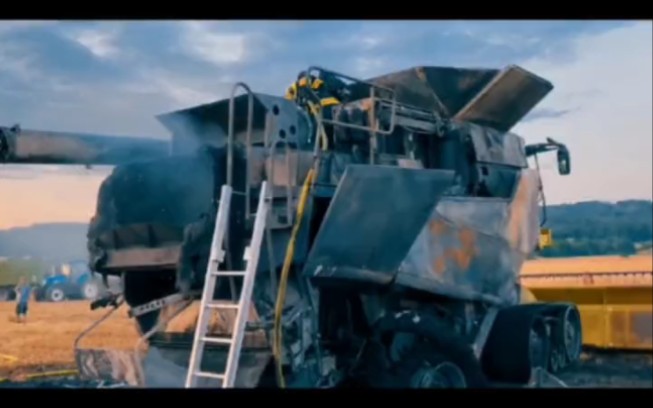 在顶级的收割机，也需要妥善保养，不然让你后悔莫及。