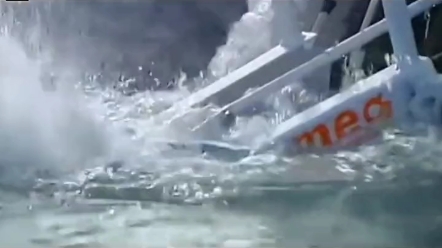 你见过海里飞的拖拉机吗！