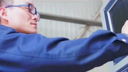 怎样选择一台性价比高，收割作业故障少的收割机