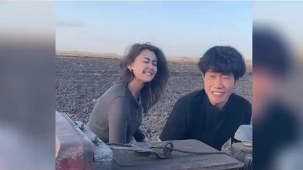 拖拉机这样开才过瘾，真正的拖拉机蹦迪
