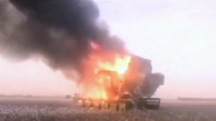 世界顶级采棉机，使用不当起火