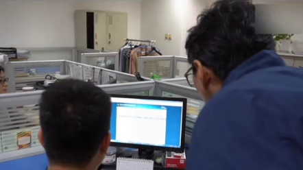 走俬美国约翰迪尔收割机上百台大案终于告破