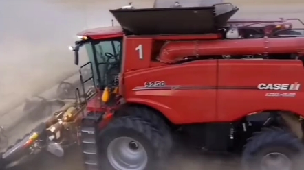 凯斯最大收割机9250