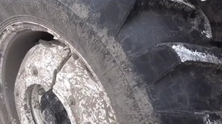 六万块带翻转犁的雷沃2004，给你你要不要