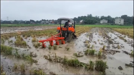 履带式拖拉机缺点