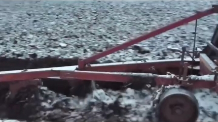 卡车头牵引农机具 这样拖拉机情何以堪