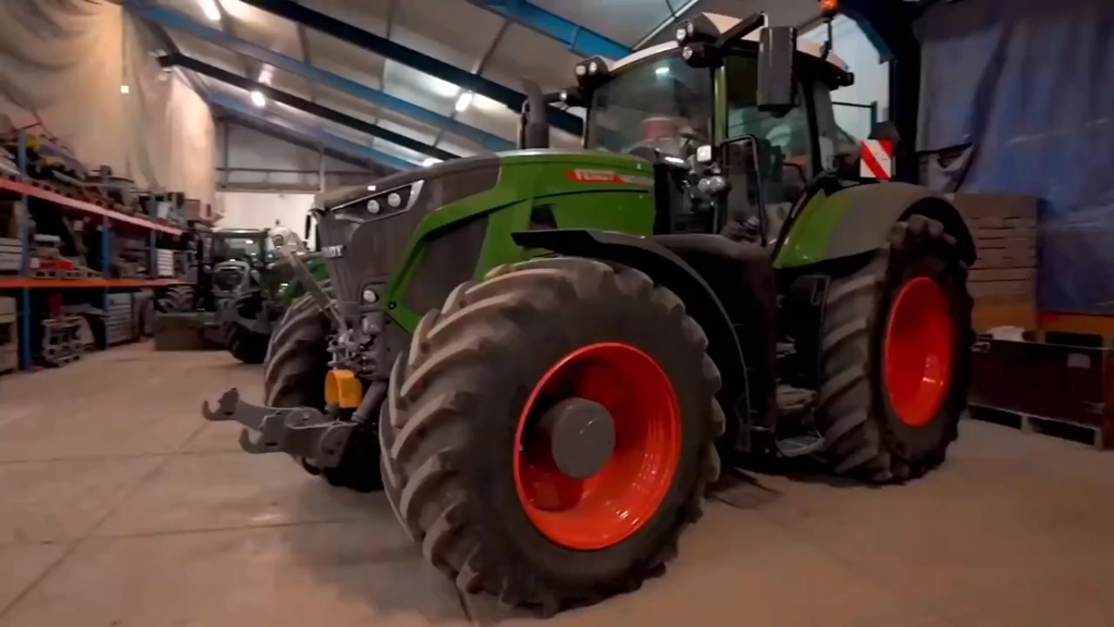 听说这土质，插根筷子都能发芽。我想你知道为啥会有这么多鸽子？