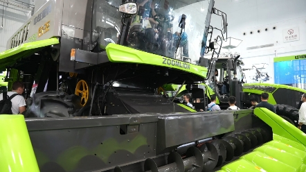 中联重科谷王TF150联合收割机